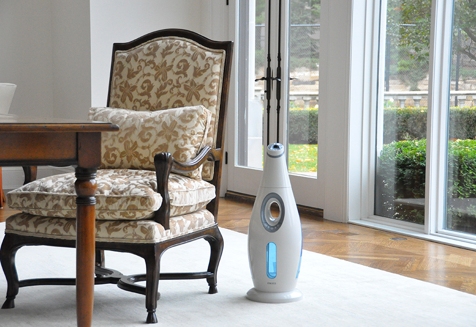 Oscillating Ultrasonic Humidifier Sharper Image