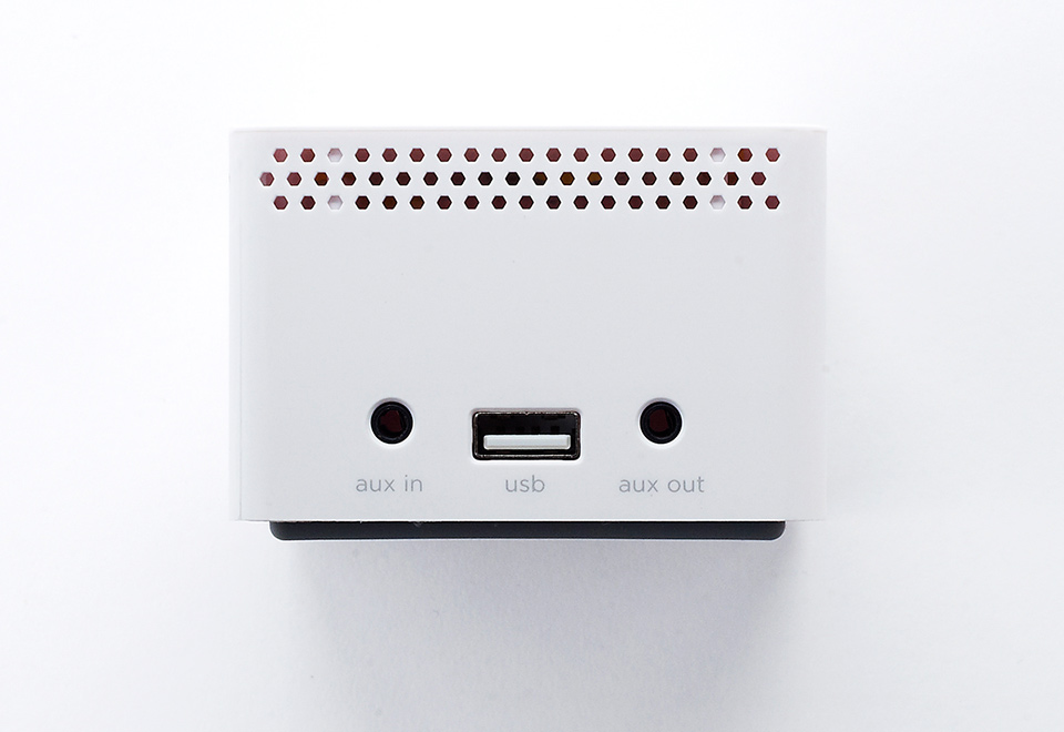 Wireless Outlet Speaker Sharper Image