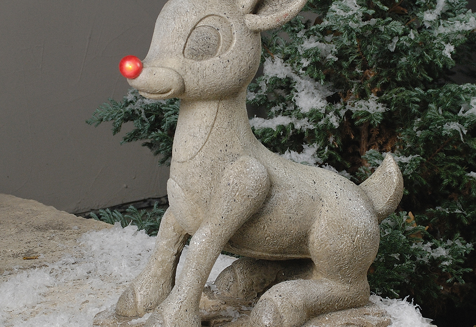 Sharper Looks Watches >> Solar Powered Rudolph @ Sharper Image Sharper Looks Watches >> Solar Powered Rudolph @ Sharper Image