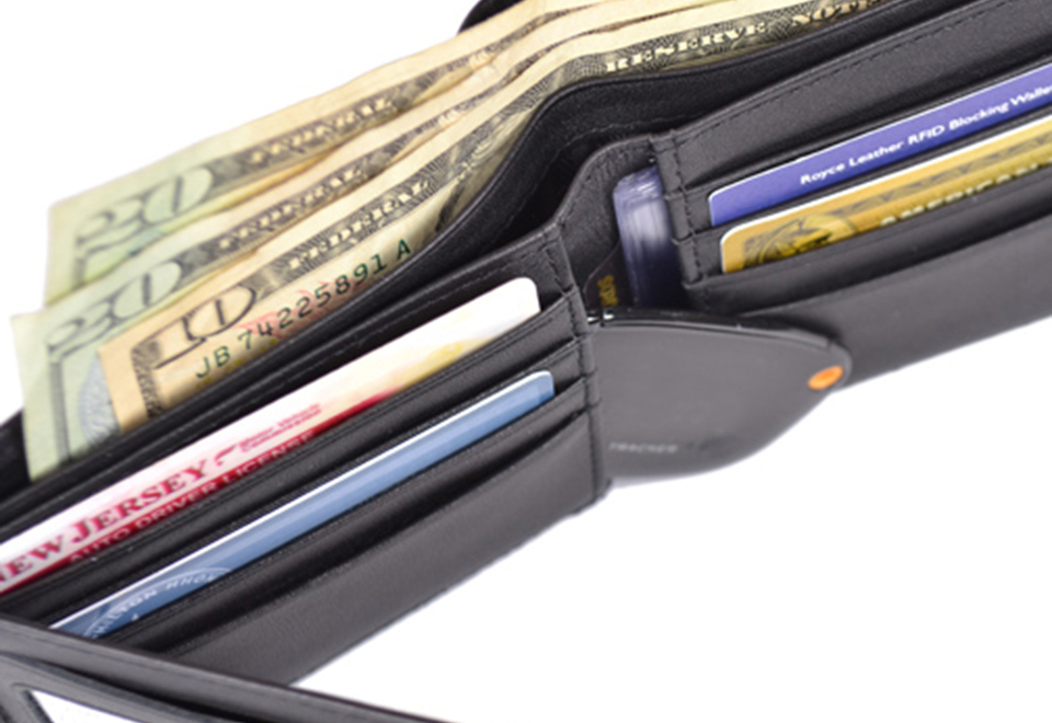 Men's RFID Wallet With GPS Tracker Sharper Image