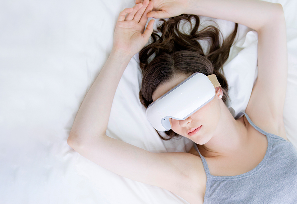 Wireless Eye Massager with Soothing Sounds Sharper Image