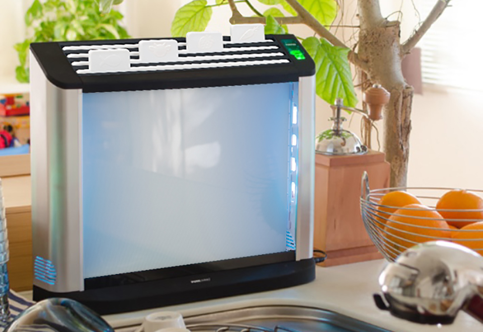 UV Purifying Cutting Board System Sharper Image