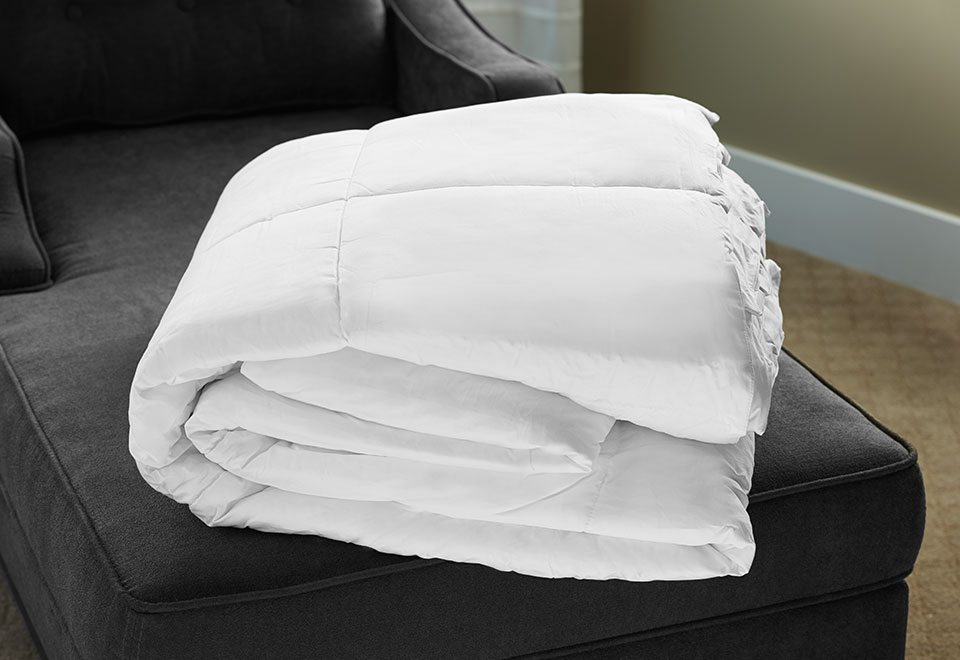 Temperature Regulating Comforter Sharper Image