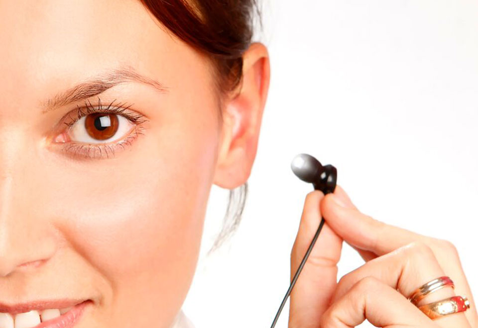 Winter Blues and Jet Lag Light Therapy Earbuds Sharper Image