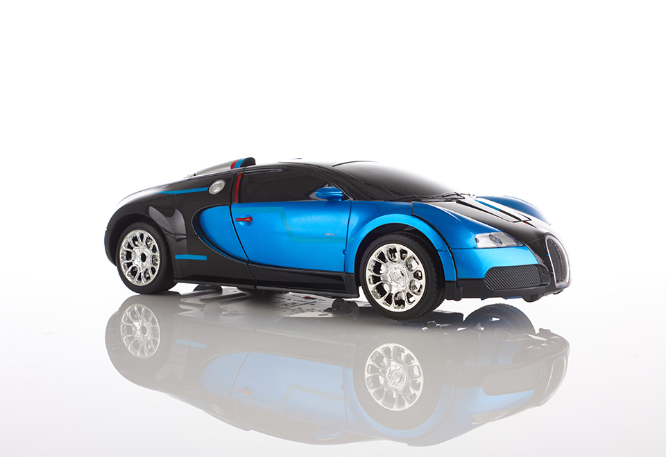 Auto Transforming Remote Controlled Battle Bots (Set of 2) Sharper Image