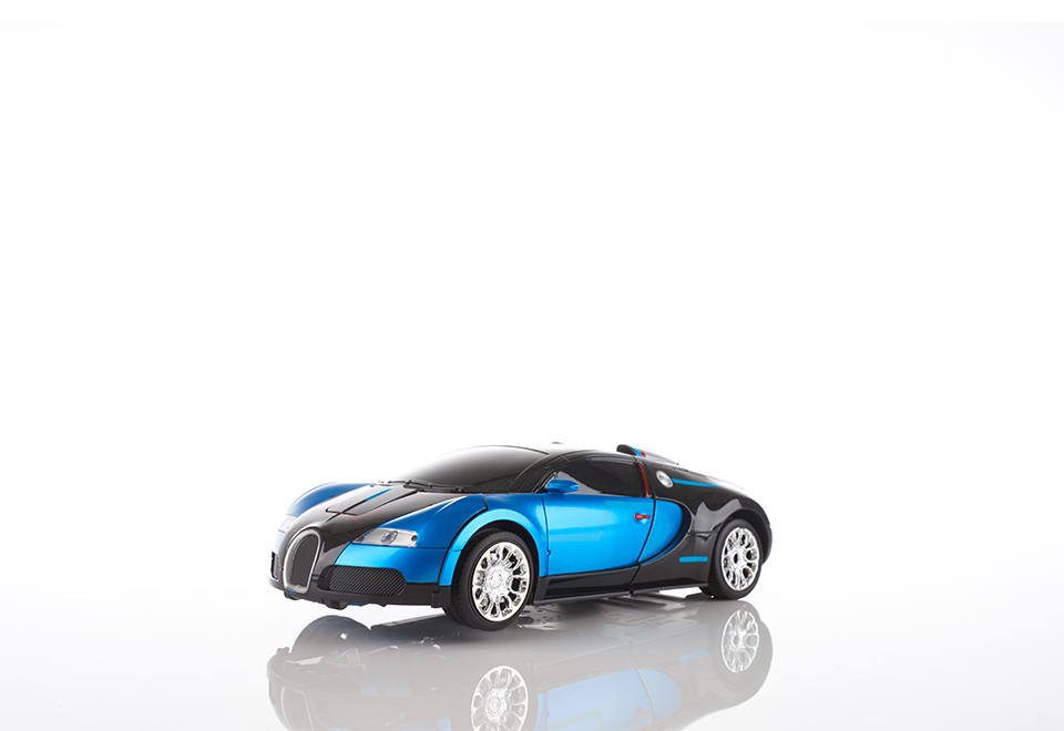 Auto Transforming Remote Controlled Battle Bots (Set of 2) Sharper Image