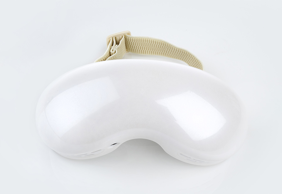Heating and Cooling Eye Therapy Mask Sharper Image