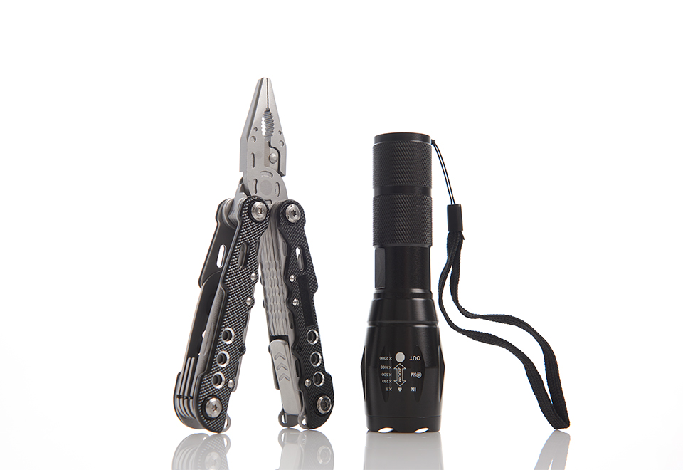 MultiTool and Flashlight Set Sharper Image