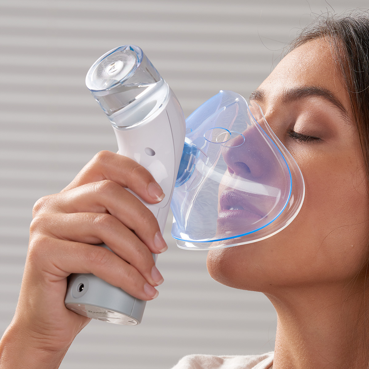 Cordless Warm and Cool Mist Steam Inhaler Sharper Image