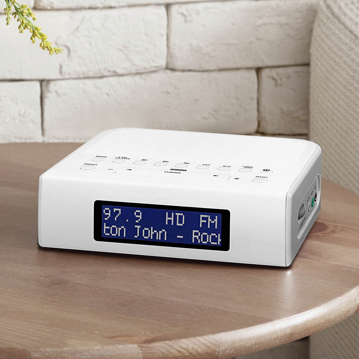 Hybrid Digital Radio Sharper Image